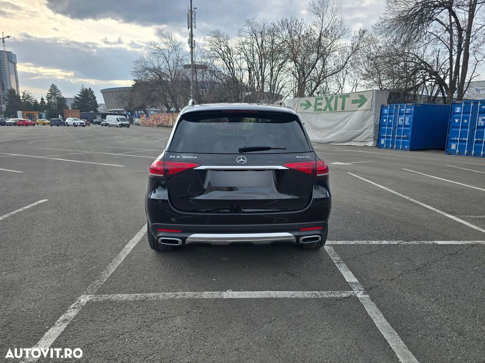 Mercedes-Benz GLE 300 d 4MATIC - 4