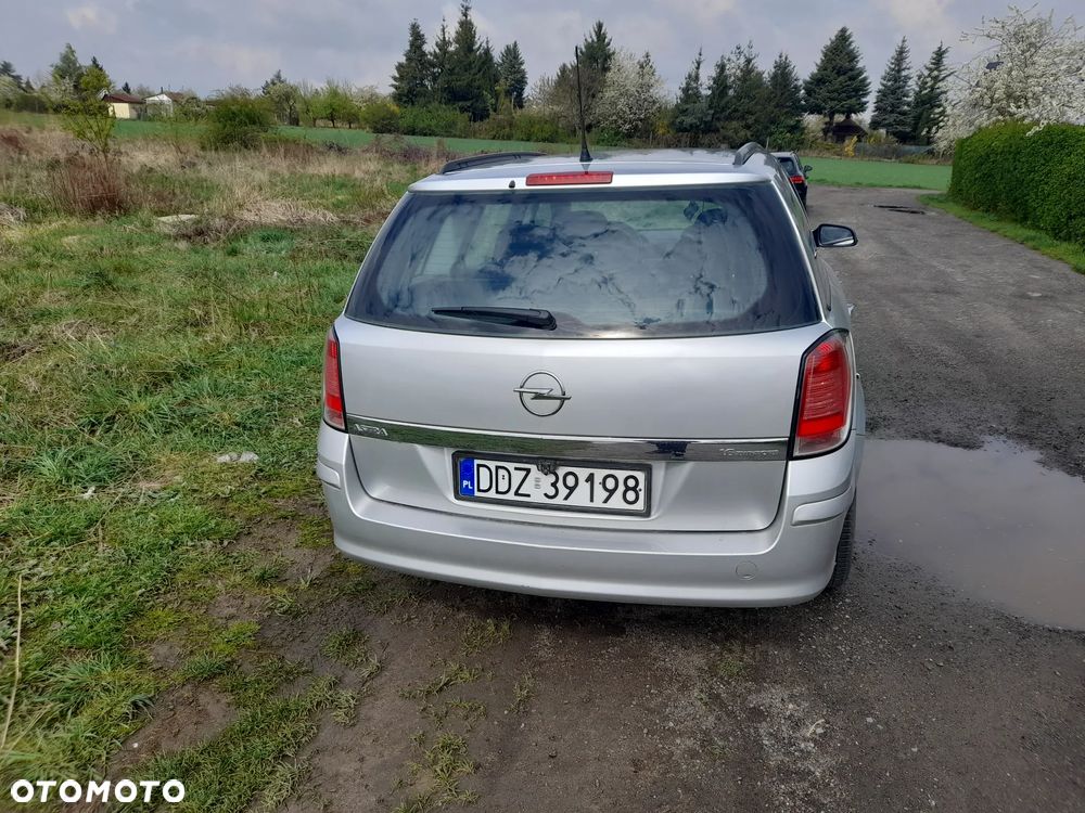 Opel Astra 1.6 Essentia - 13