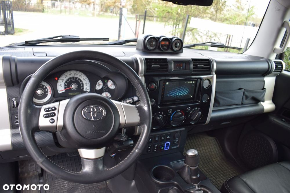 Toyota FJ 4.0 4x4 - 9