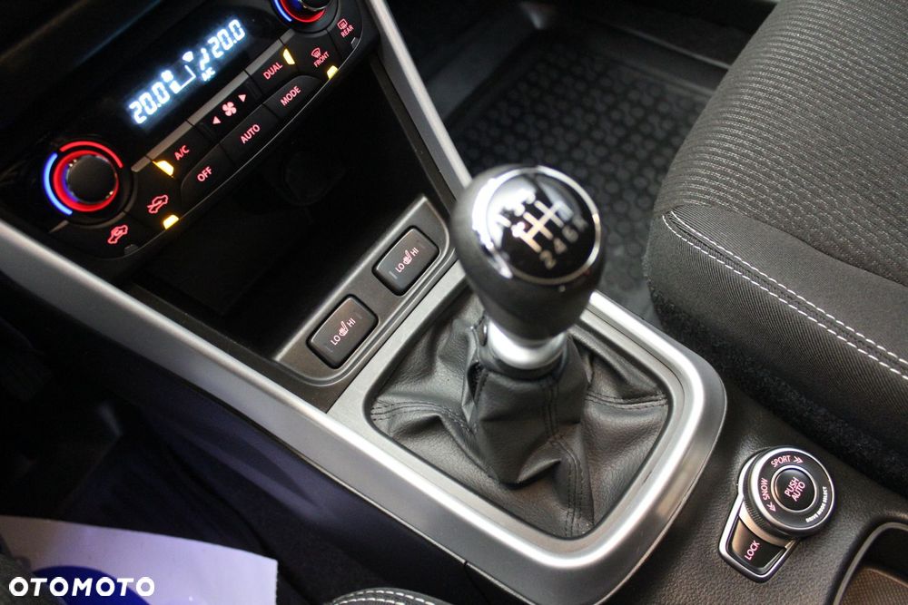 Suzuki SX4 S-Cross 1.4 T Premium 4WD - 9