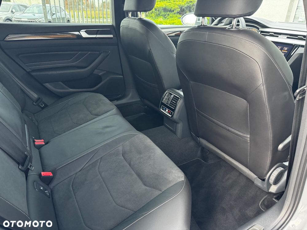 Volkswagen Arteon 2.0 TDI SCR DSG R-Line - 14