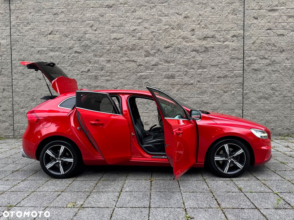 Volvo V40 T3 Drive-E R-Design Momentum - 30