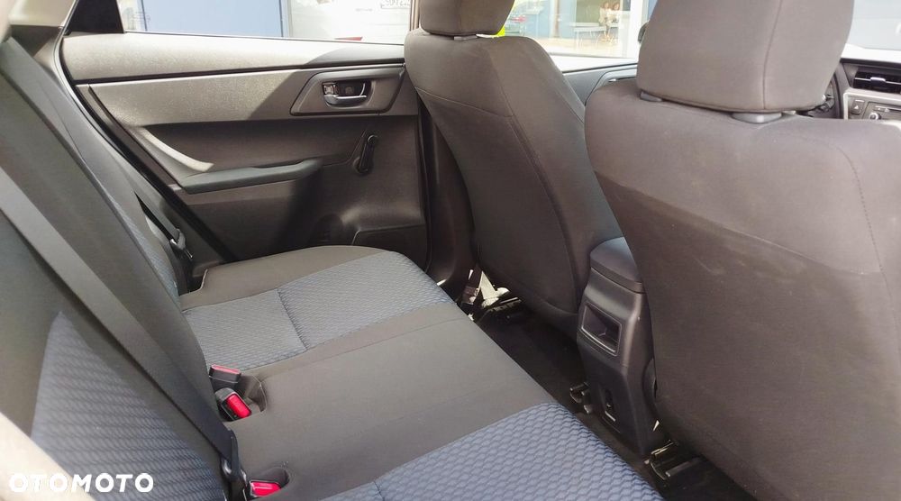 Toyota Auris - 8