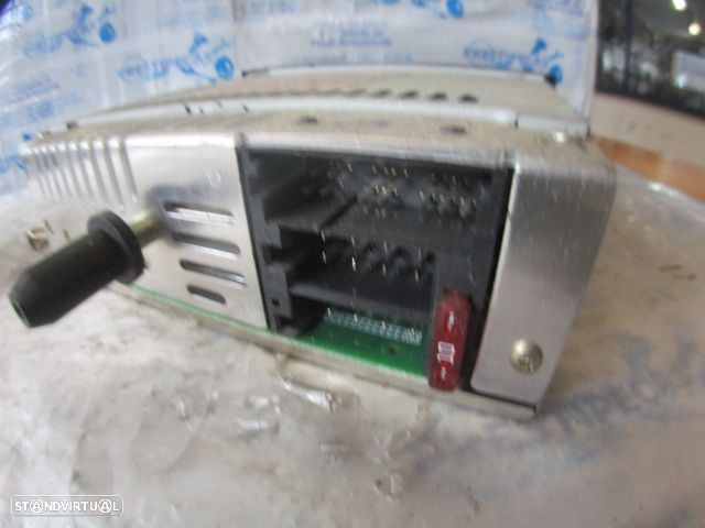 Radios 96476647XT CITROEN C3 1 FASE 1 2003 1.4HDI 70CV 5P BRANCO ORIGINAL CLARLON PU-2471A(E) - 4