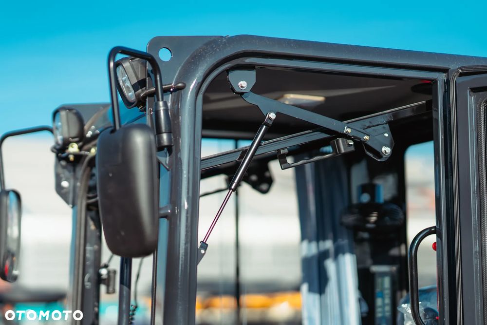 Kingway S15 1500 kg silnik KUBOTA - 14