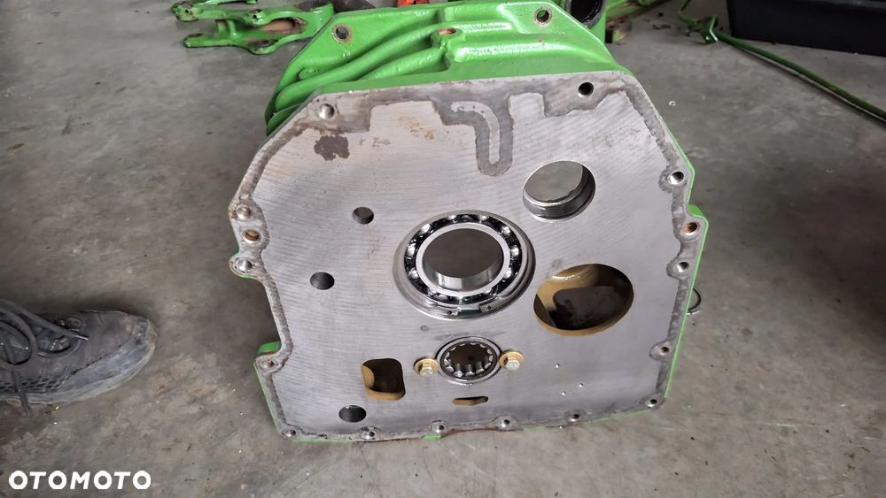 obudowa skrzyni l101942 l102052 l110773 john deere 6506 6600 seria 6000 - 2