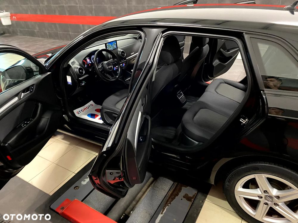 Audi A3 Sportback 1.6 TDI Sport - 21