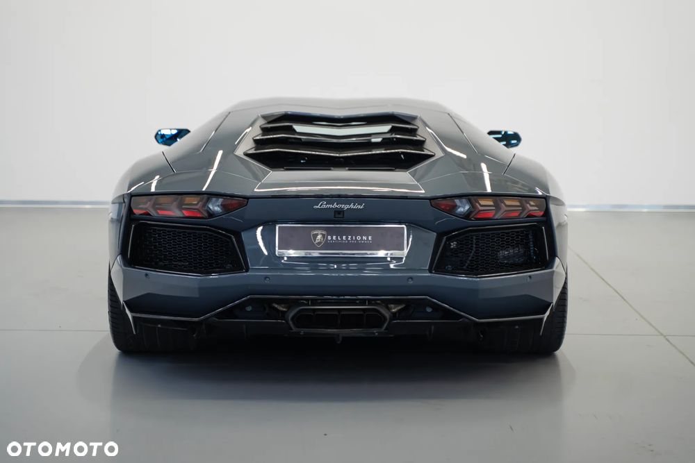 Lamborghini Aventador LP 700-4 - 9