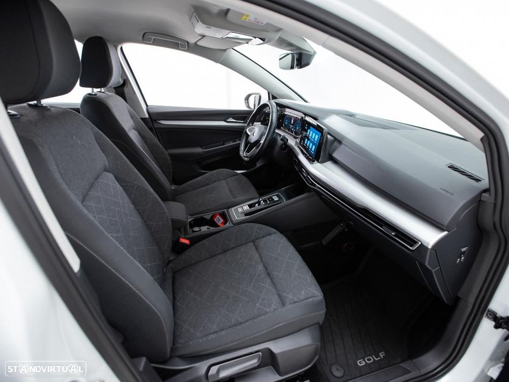 VW Golf 1.5 TGI Confortline DSG - 9