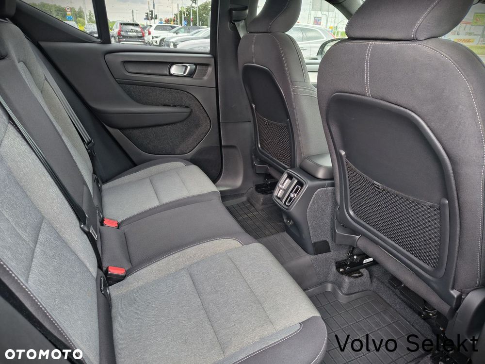 Volvo XC 40 - 28