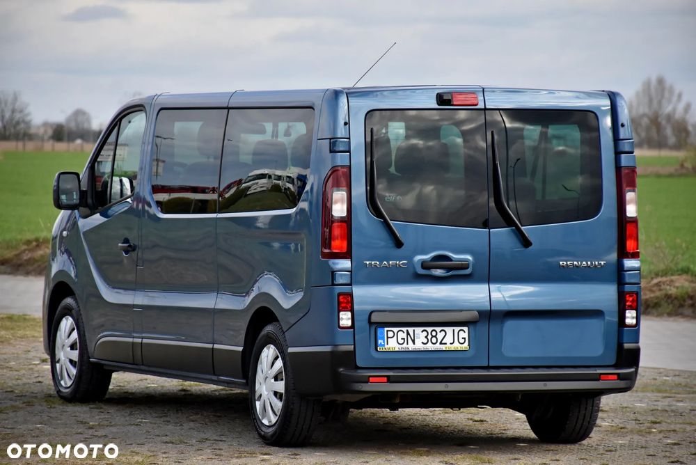 Renault Trafic Grand 2.0 dCi - 7
