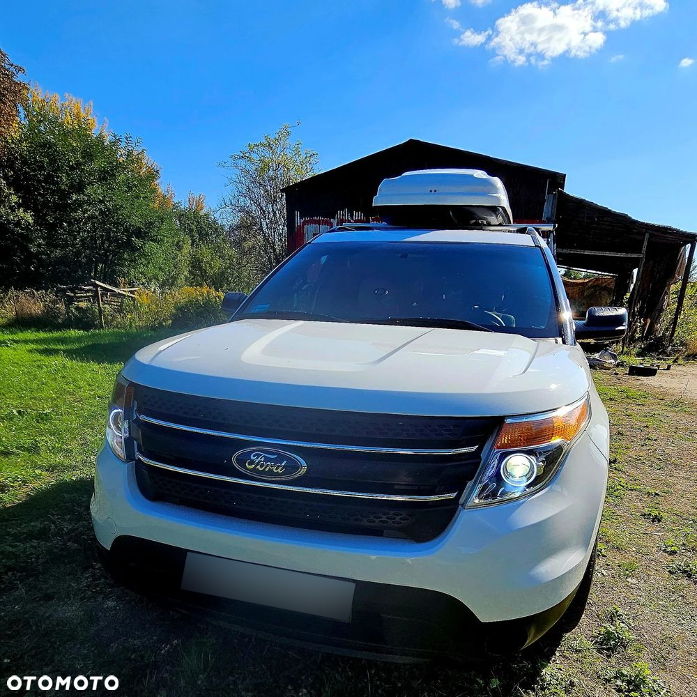 Ford Explorer - 10
