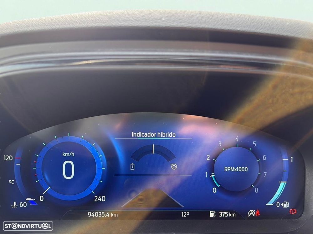 Ford Focus 1.0 EcoBoost MHEV ST-Line - 11