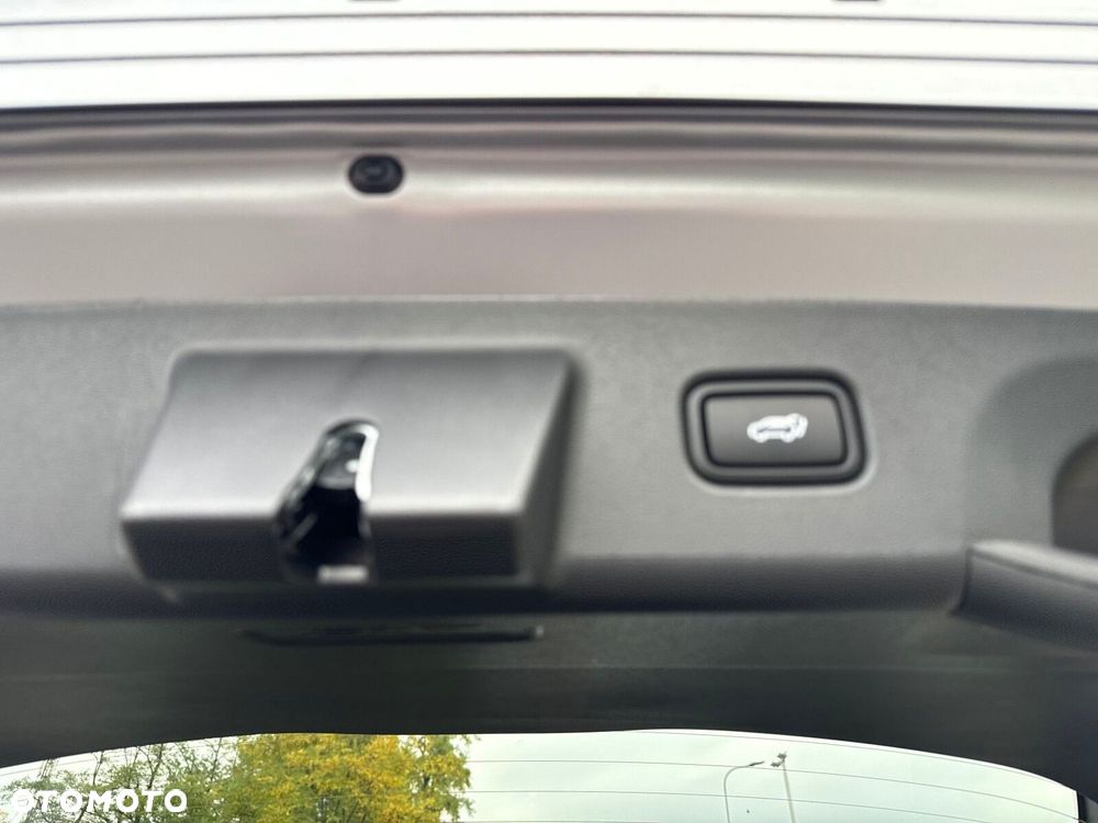 Hyundai Tucson 1.6 T-GDi HEV Executive 2WD - 25