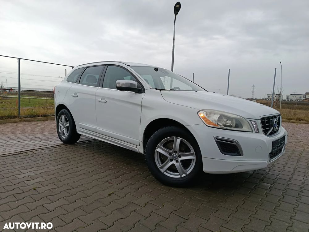 Volvo XC 60 D3 Aut. R Design - 2