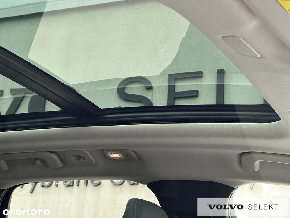 Volvo XC 60 - 32