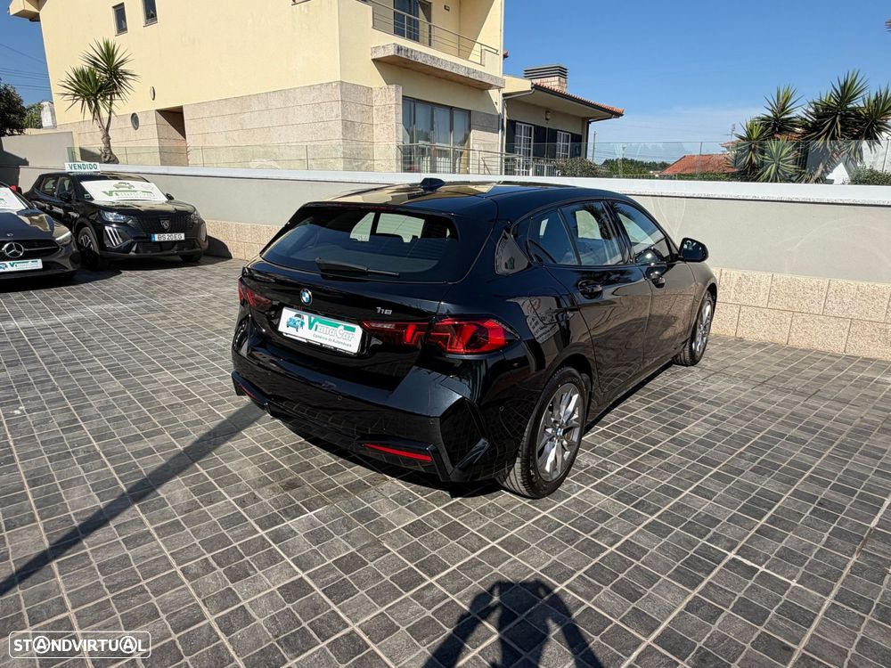 BMW 116 Standard - 8