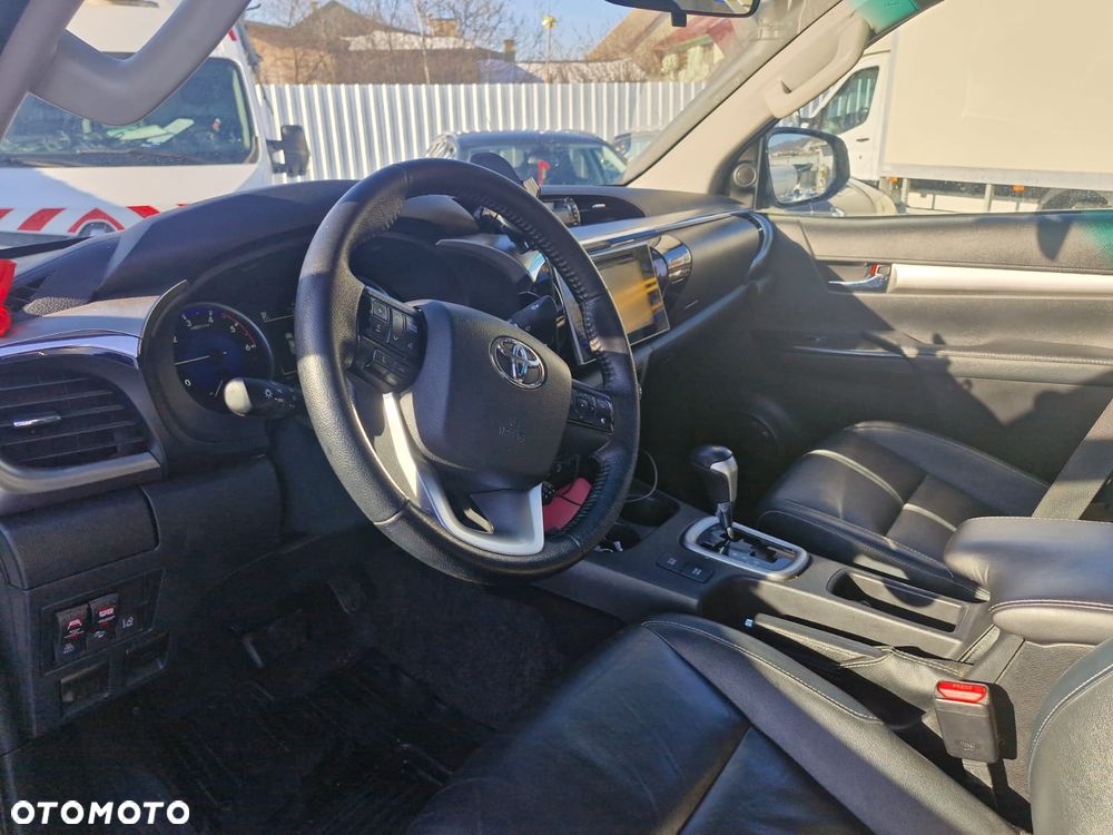 Toyota Hilux 4x4 Double Cab Autm S&S Executive - 15