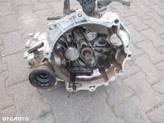 MANUALNA SKRZYNIA BIEGÓW SKODA FABIA II 1.2 JUS - 5