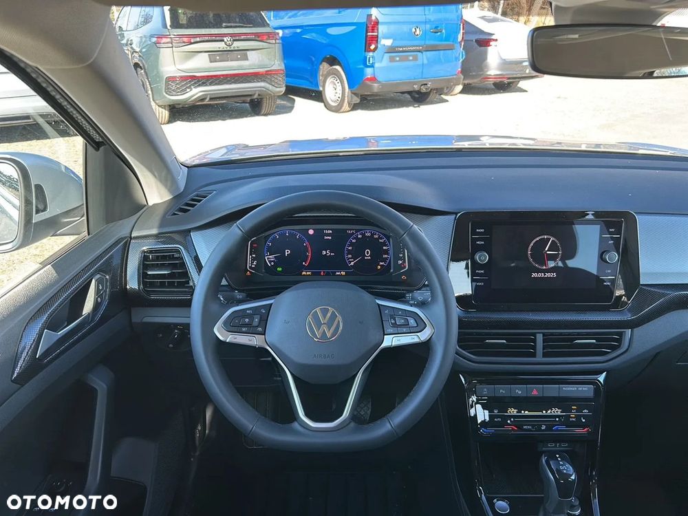 Volkswagen T-Cross - 12