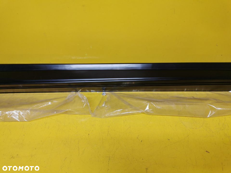 KIA PRO CEED GT-LINE LISTWA PROGOWA PRAWA 87754-J7700 - 3