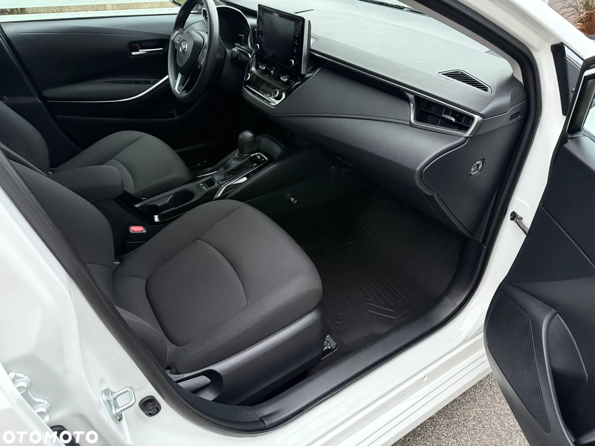 Toyota Corolla 1.8 Hybrid Active - 15