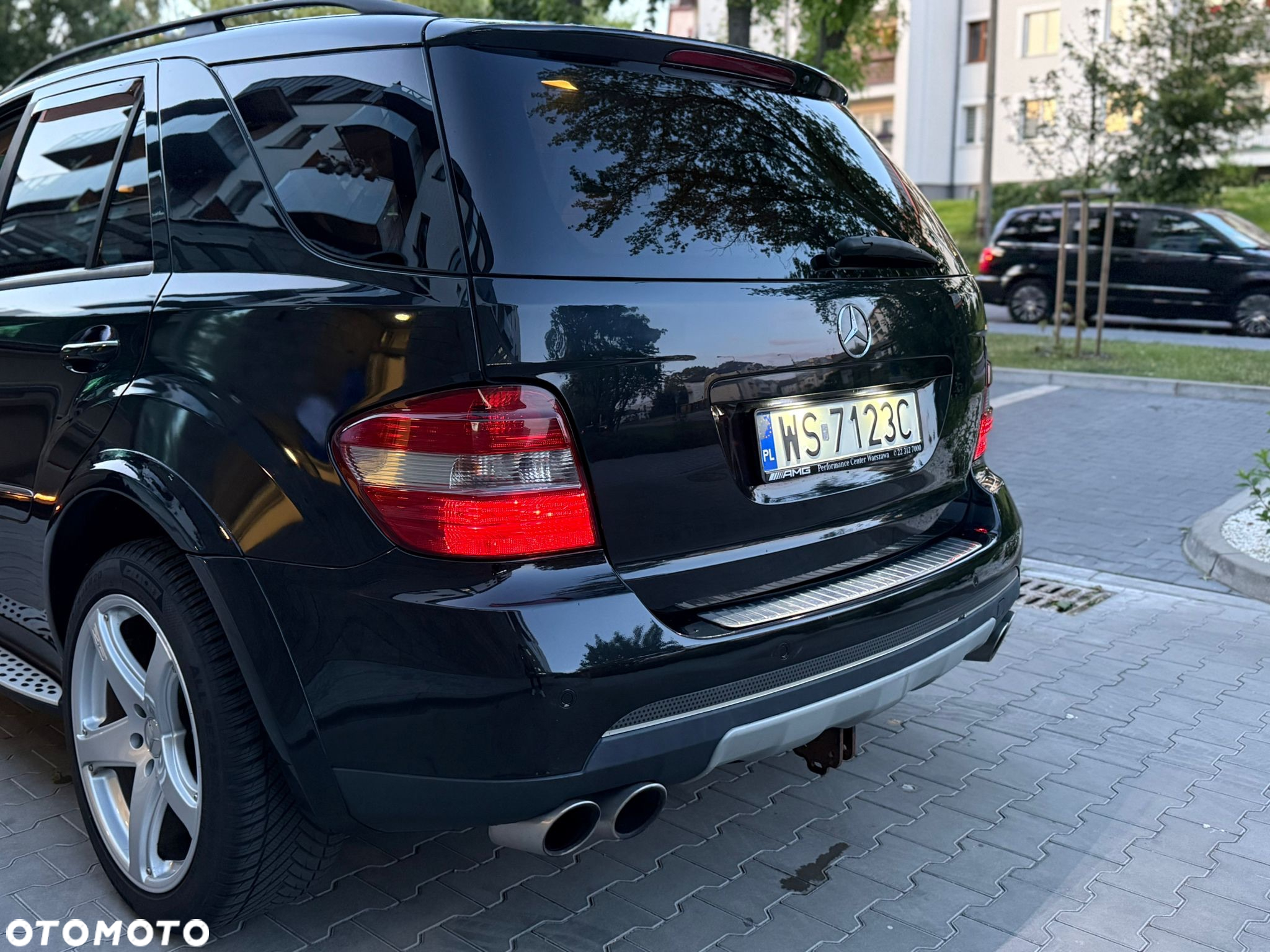 Mercedes-Benz ML 500 4-Matic - 36