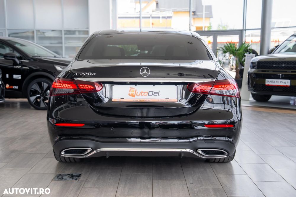 Mercedes-Benz E 220 d 4Matic 9G-TRONIC Avantgarde - 11