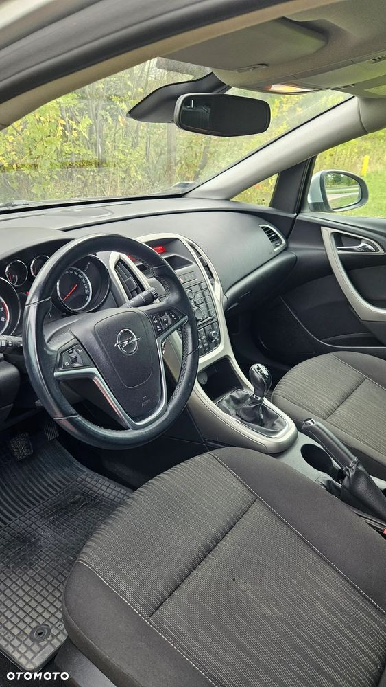 Opel Astra - 9