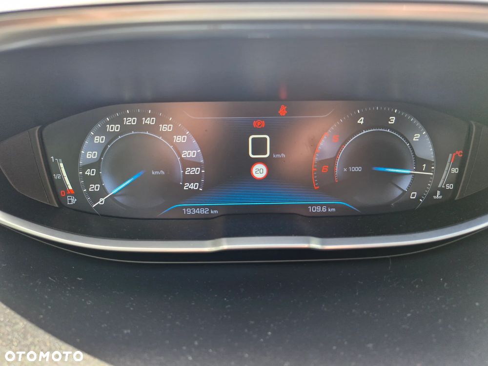 Peugeot 3008 - 9