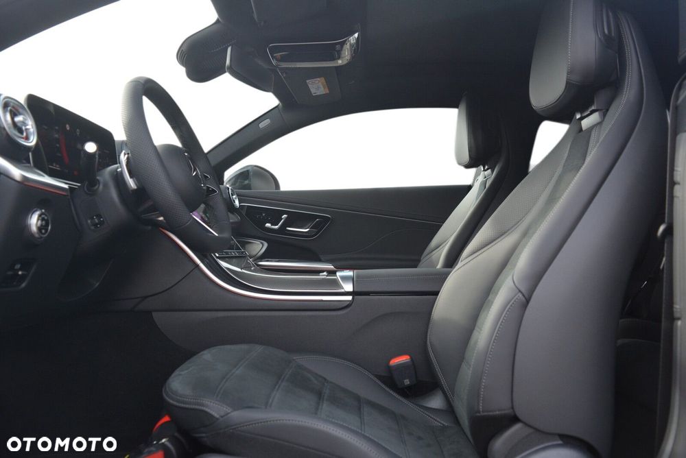 Mercedes-Benz CLE - 7