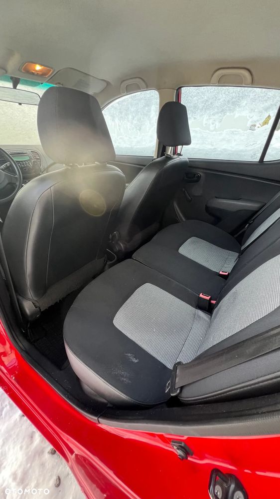 Hyundai i10 1.1 Classic - 11