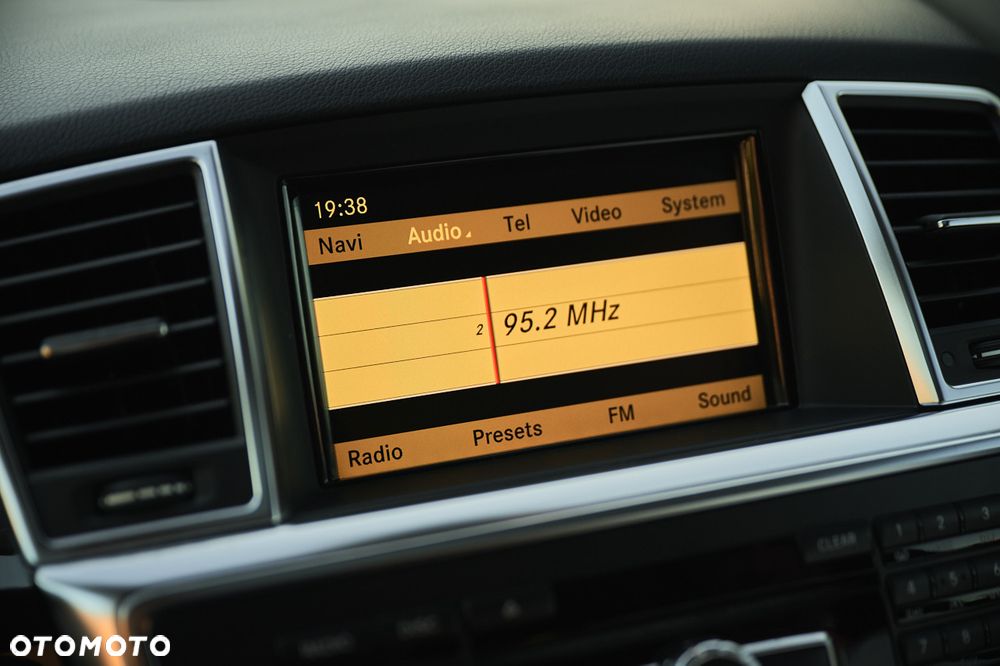 Mercedes-Benz ML 350 4Matic 7G-TRONIC - 37