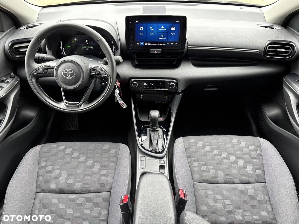 Toyota Yaris Hybrid 1.5 Style - 9