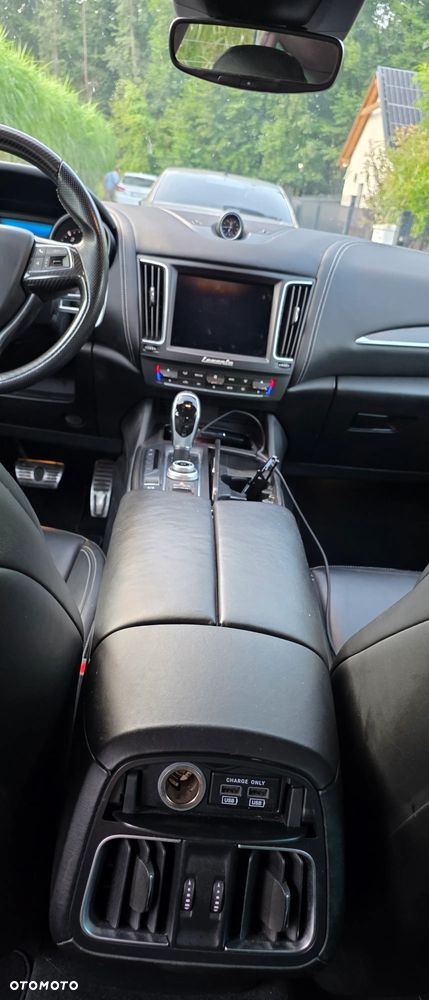 Maserati Levante - 14
