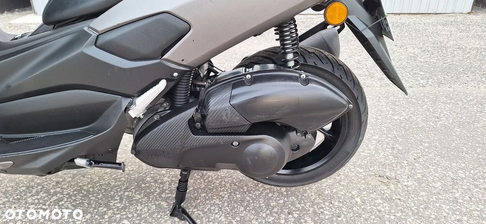Yamaha NMAX - 8