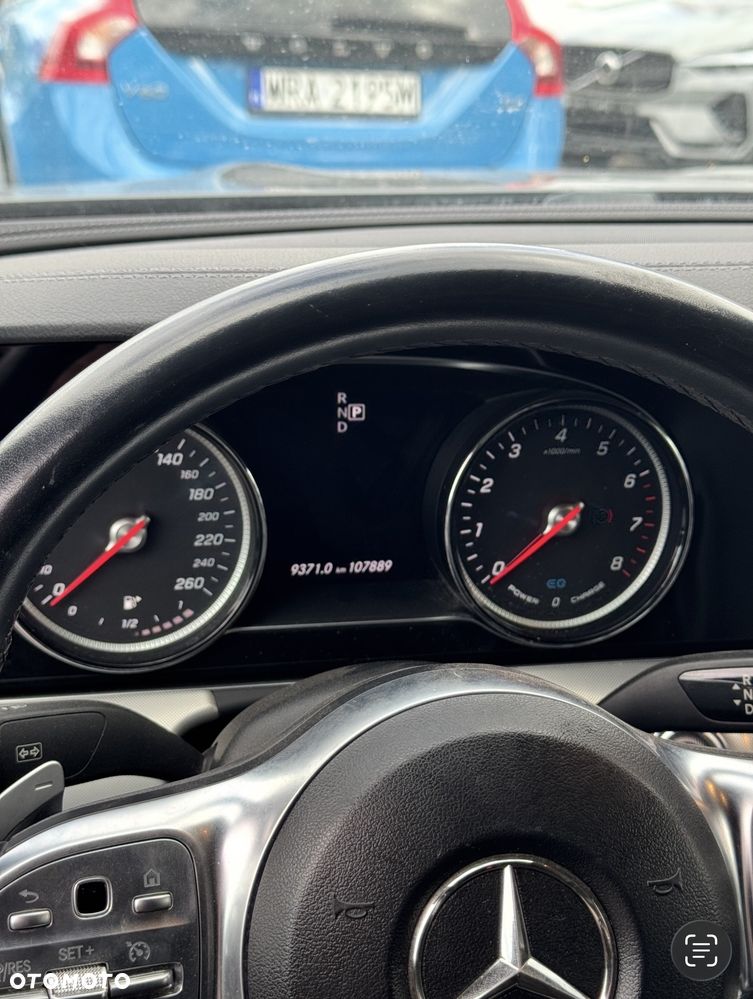Mercedes-Benz Klasa E 300 9G-TRONIC AMG Line - 12