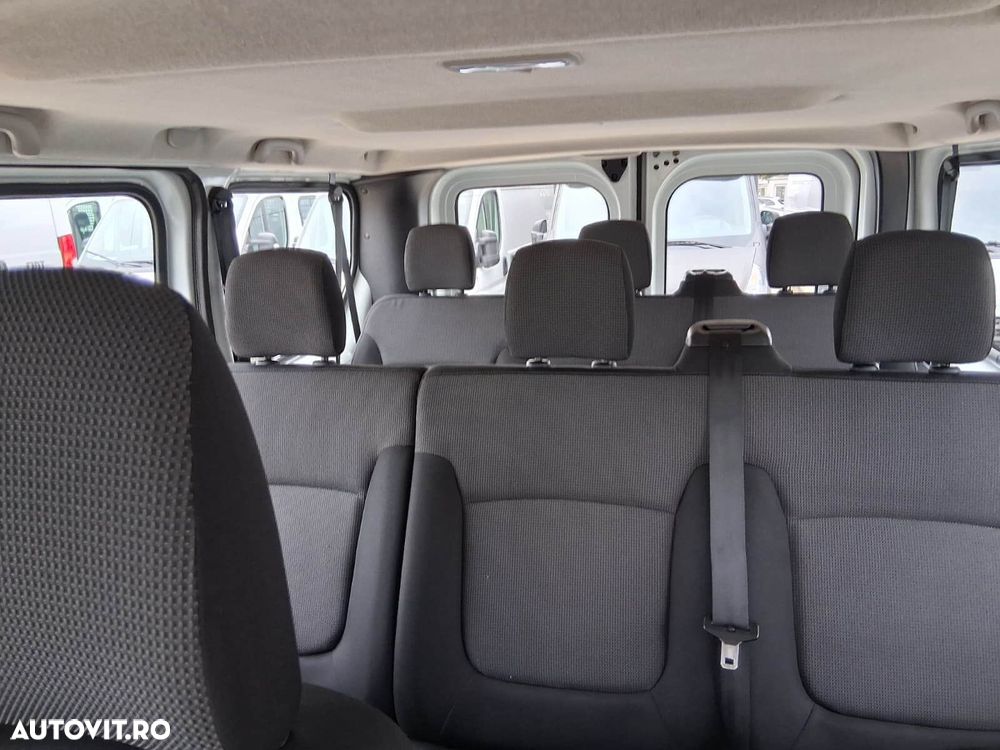Renault Trafic - 10