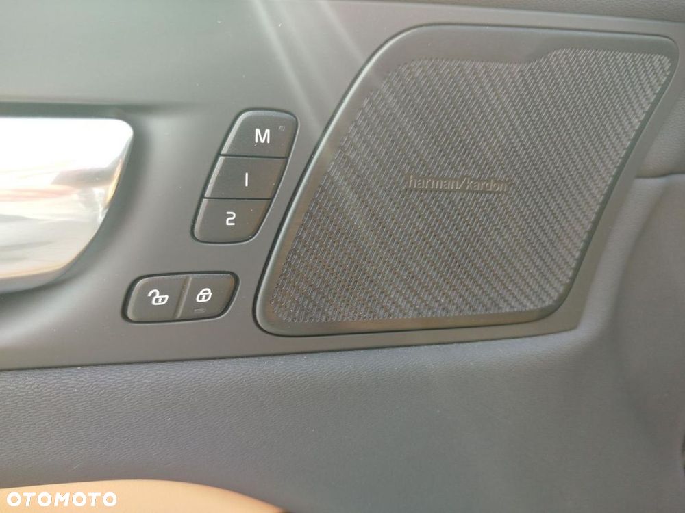 Volvo XC 60 - 13