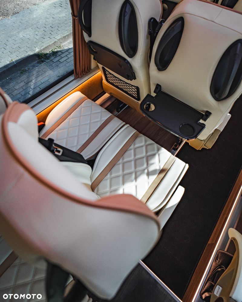 Mercedes-Benz Sprinter 519 - 16