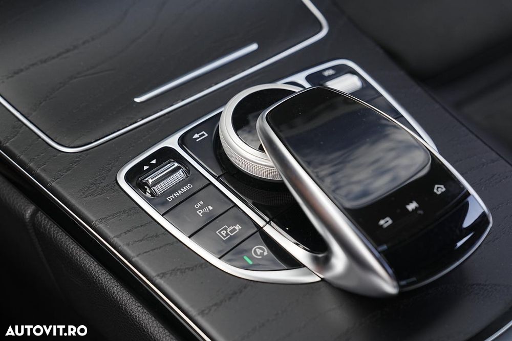 Mercedes-Benz C 200 9G-TRONIC AMG Line - 16
