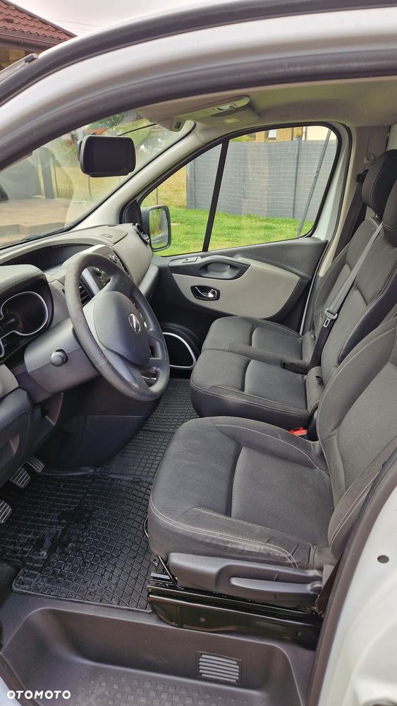 Nissan NV300 - 7