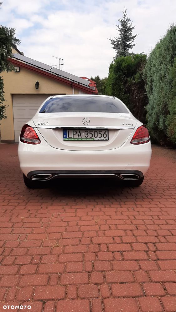 Mercedes-Benz Klasa C 300 7G-TRONIC - 3