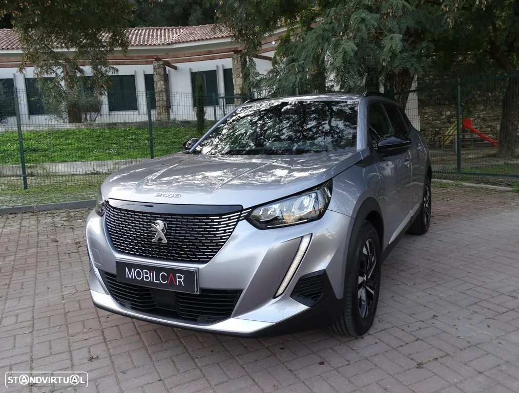 Peugeot 2008 1.2 PureTech Allure EAT8 - 9