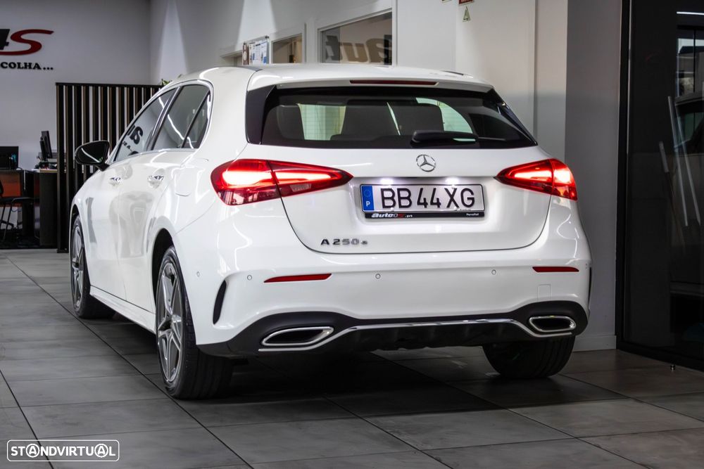 Mercedes-Benz A 250 e AMG Line - 6
