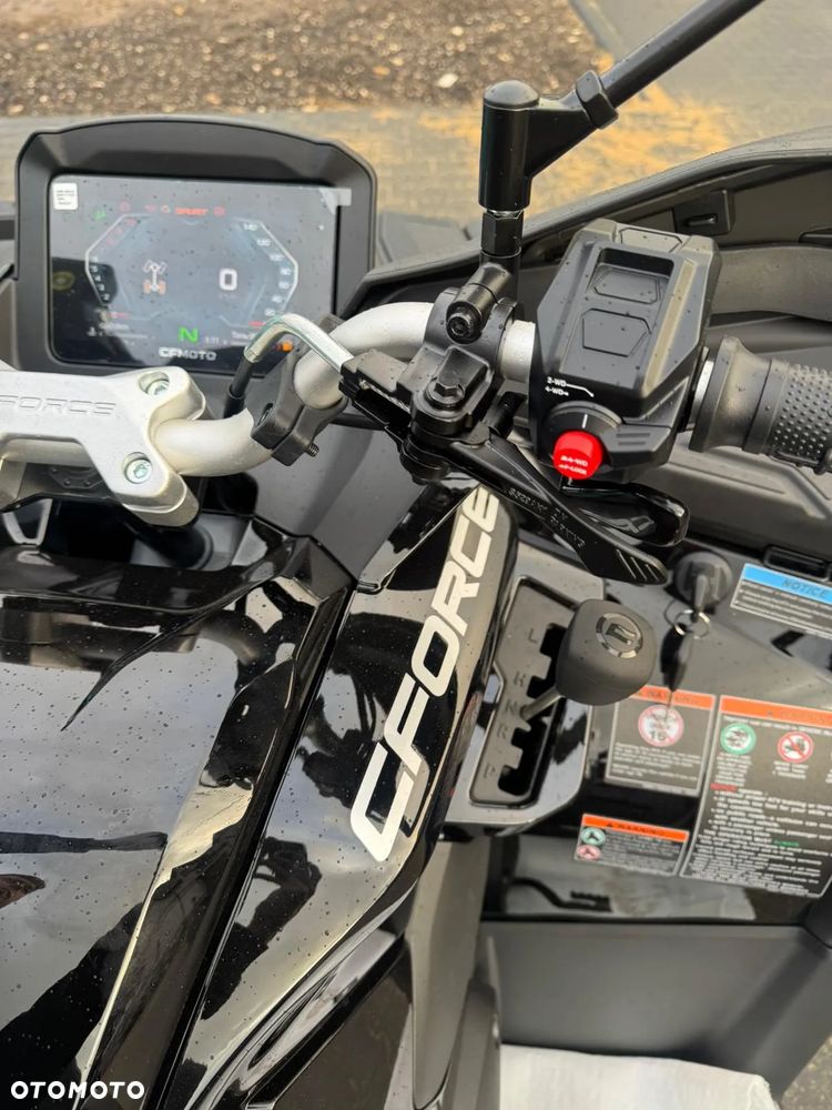 CFMoto CForce - 10