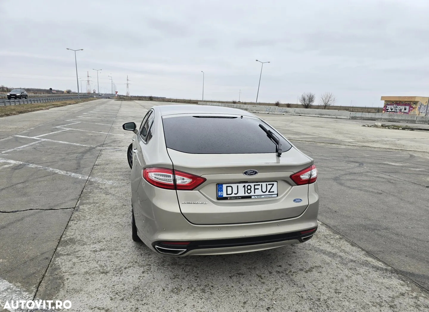 Ford Mondeo 2.0 TDCi Powershift Titanium - 4