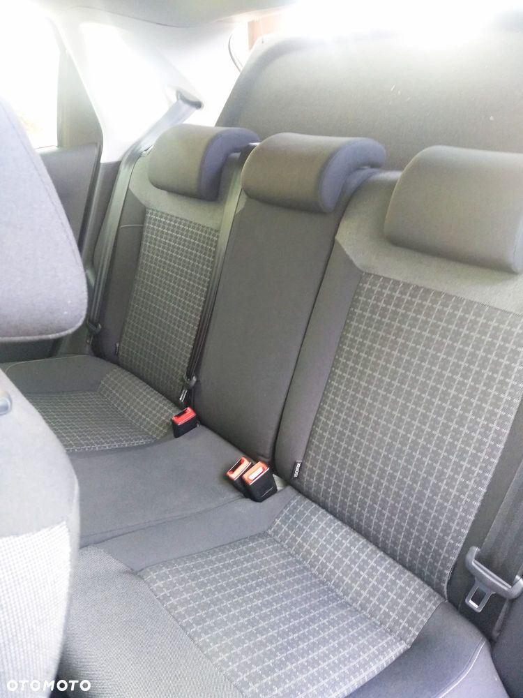 Volkswagen Polo 1.0 Comfortline - 12