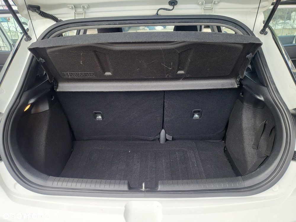 Hyundai i20 - 25
