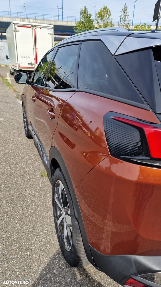 Peugeot 3008 1.2 PureTech Turbo S&S EAT6 Allure - 6